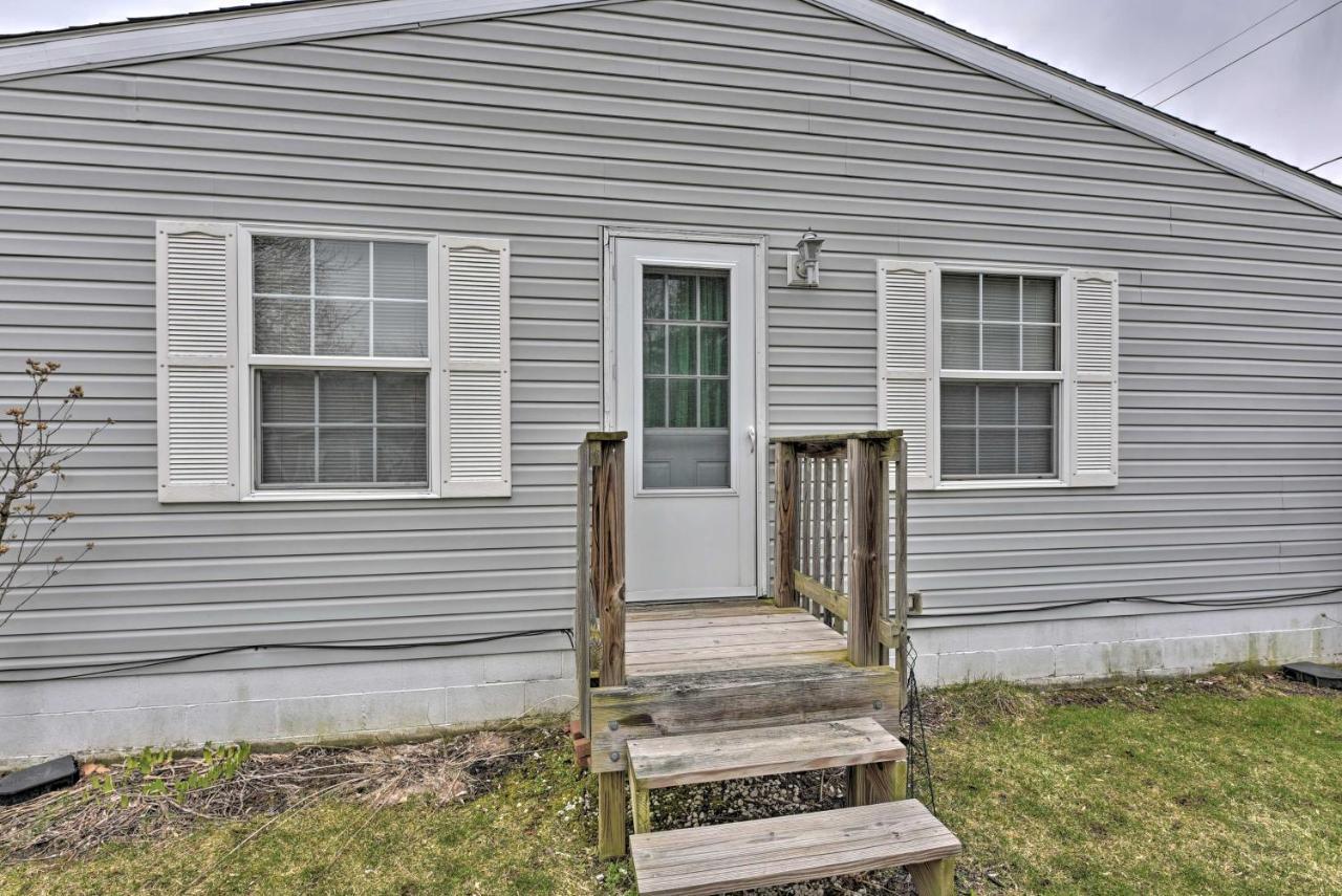 Family-Friendly Hideaway Near Presque Isle! Villa Ери Екстериор снимка