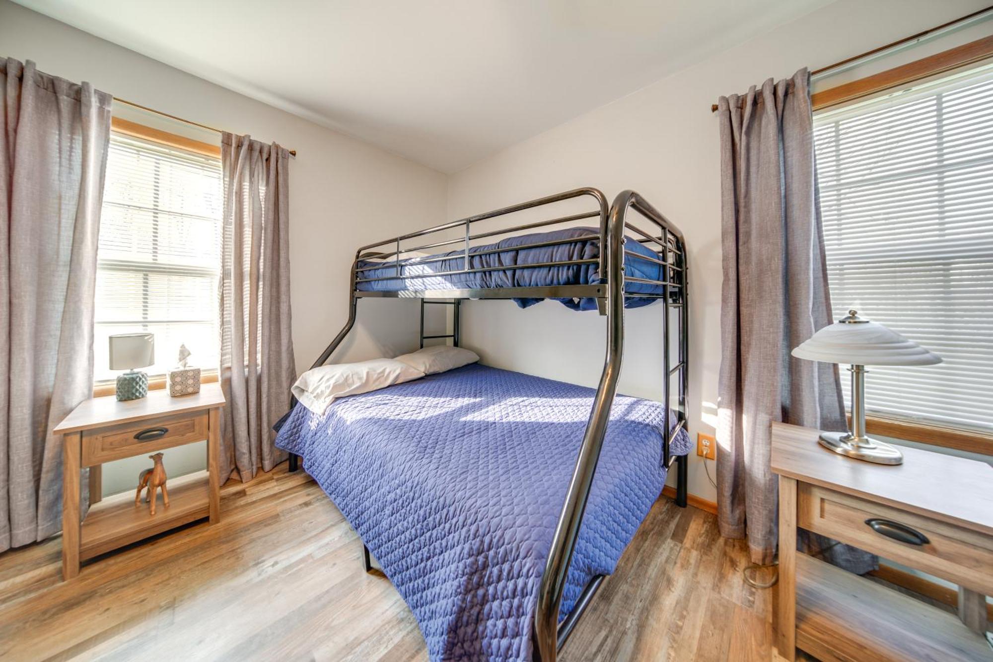 Family-Friendly Hideaway Near Presque Isle! Villa Ери Екстериор снимка